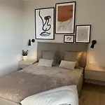 아파트 Oficer Portova